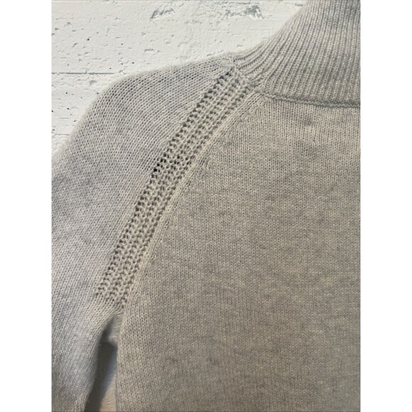 Cabincore Loft Women’s Sweater, Mock Neck, Hi Low, Light Gray Bear Motif S - Picture 6 of 6